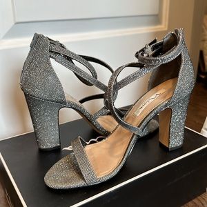 NINA Shari-YG size 9